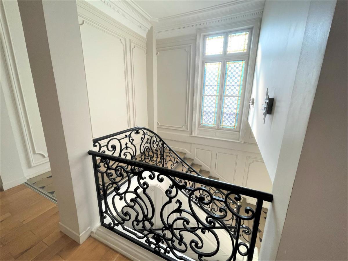 Aux Clefs Des Sacres - Dans Un Hotel Particulier Situe Rue Du Marc - Reims - Hyper Centre Forum Mairie Boulingrin מראה חיצוני תמונה