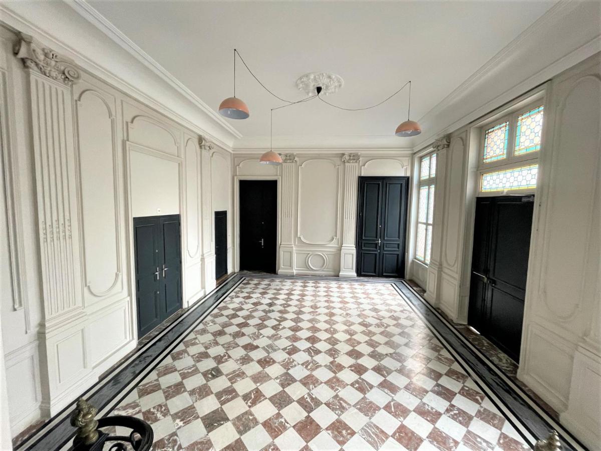 Aux Clefs Des Sacres - Dans Un Hotel Particulier Situe Rue Du Marc - Reims - Hyper Centre Forum Mairie Boulingrin מראה חיצוני תמונה