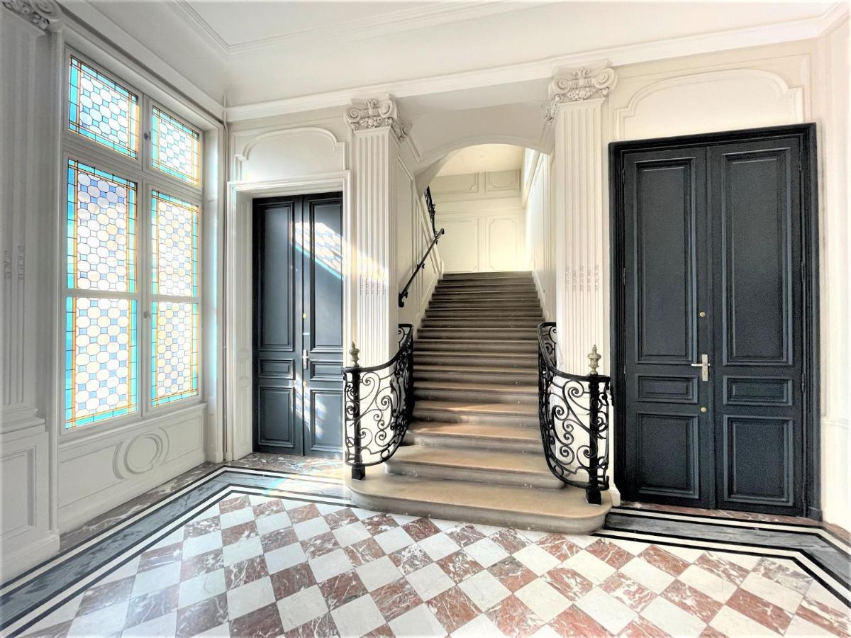 Aux Clefs Des Sacres - Dans Un Hotel Particulier Situe Rue Du Marc - Reims - Hyper Centre Forum Mairie Boulingrin מראה חיצוני תמונה