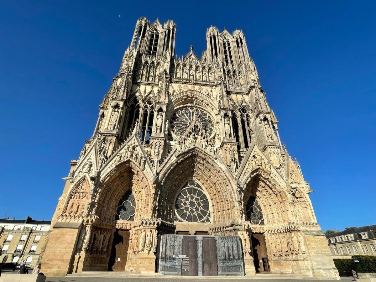 Aux Clefs Des Sacres - Dans Un Hotel Particulier Situe Rue Du Marc - Reims - Hyper Centre Forum Mairie Boulingrin מראה חיצוני תמונה