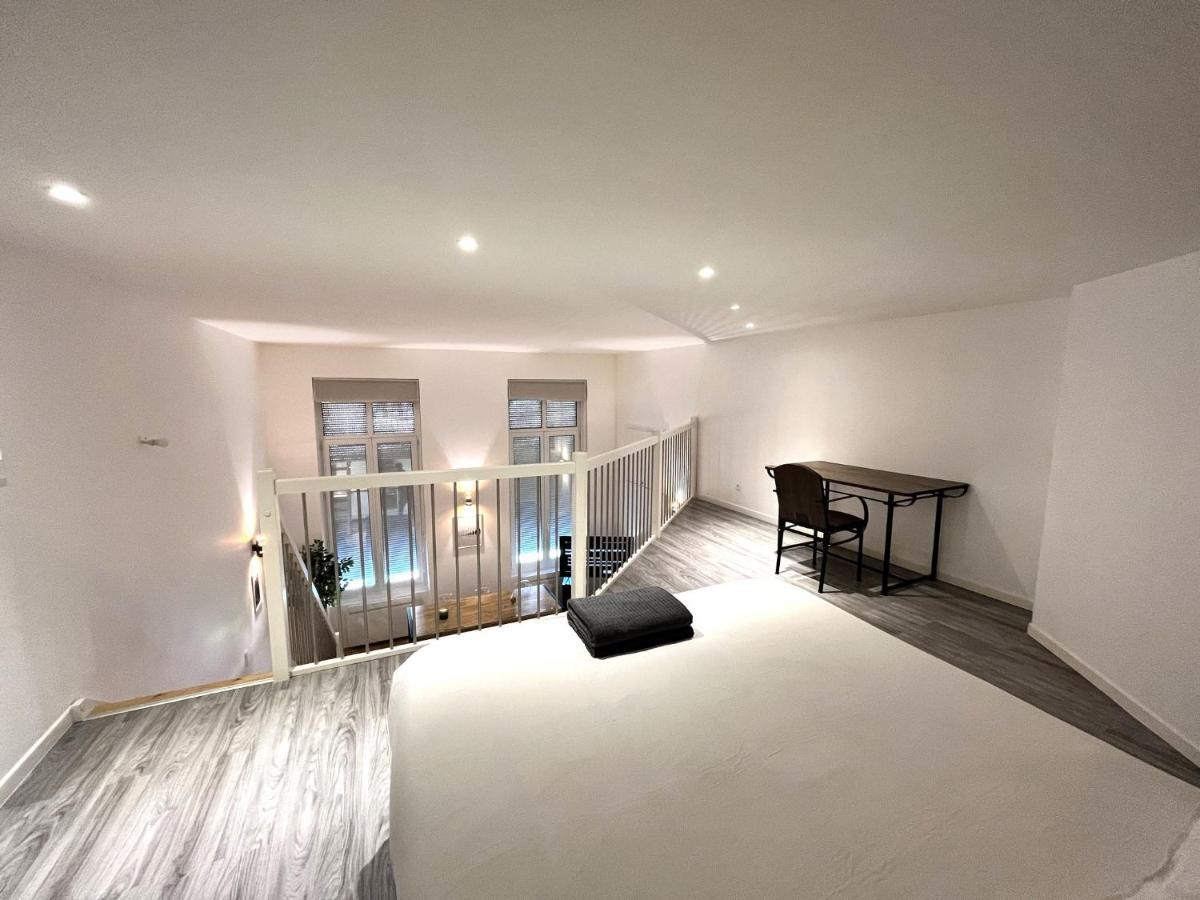 Aux Clefs Des Sacres - Dans Un Hotel Particulier Situe Rue Du Marc - Reims - Hyper Centre Forum Mairie Boulingrin מראה חיצוני תמונה